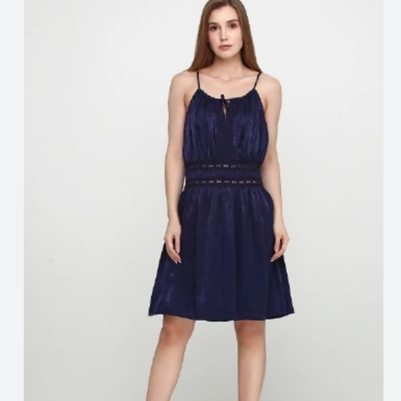 FRANCESCA'S MIAMI SPAGETTI STRAP LACE DRESS - Picture 1 of 10